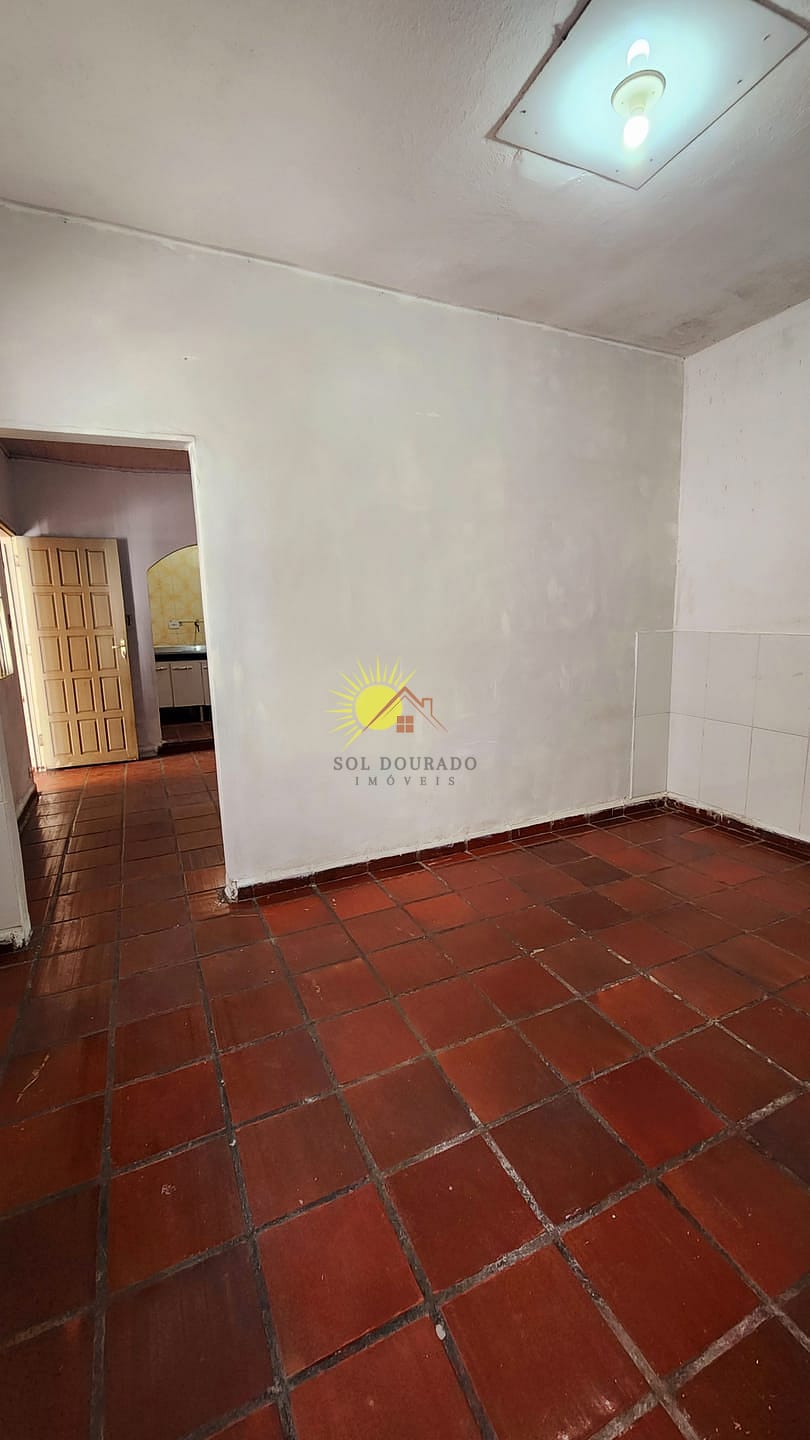 Casa à venda com 3 quartos, 90m² - Foto 7