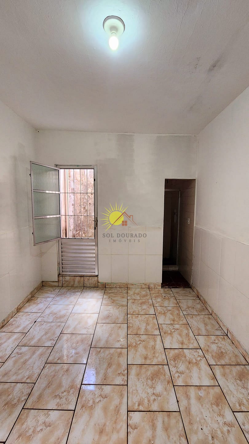 Casa à venda com 3 quartos, 90m² - Foto 15