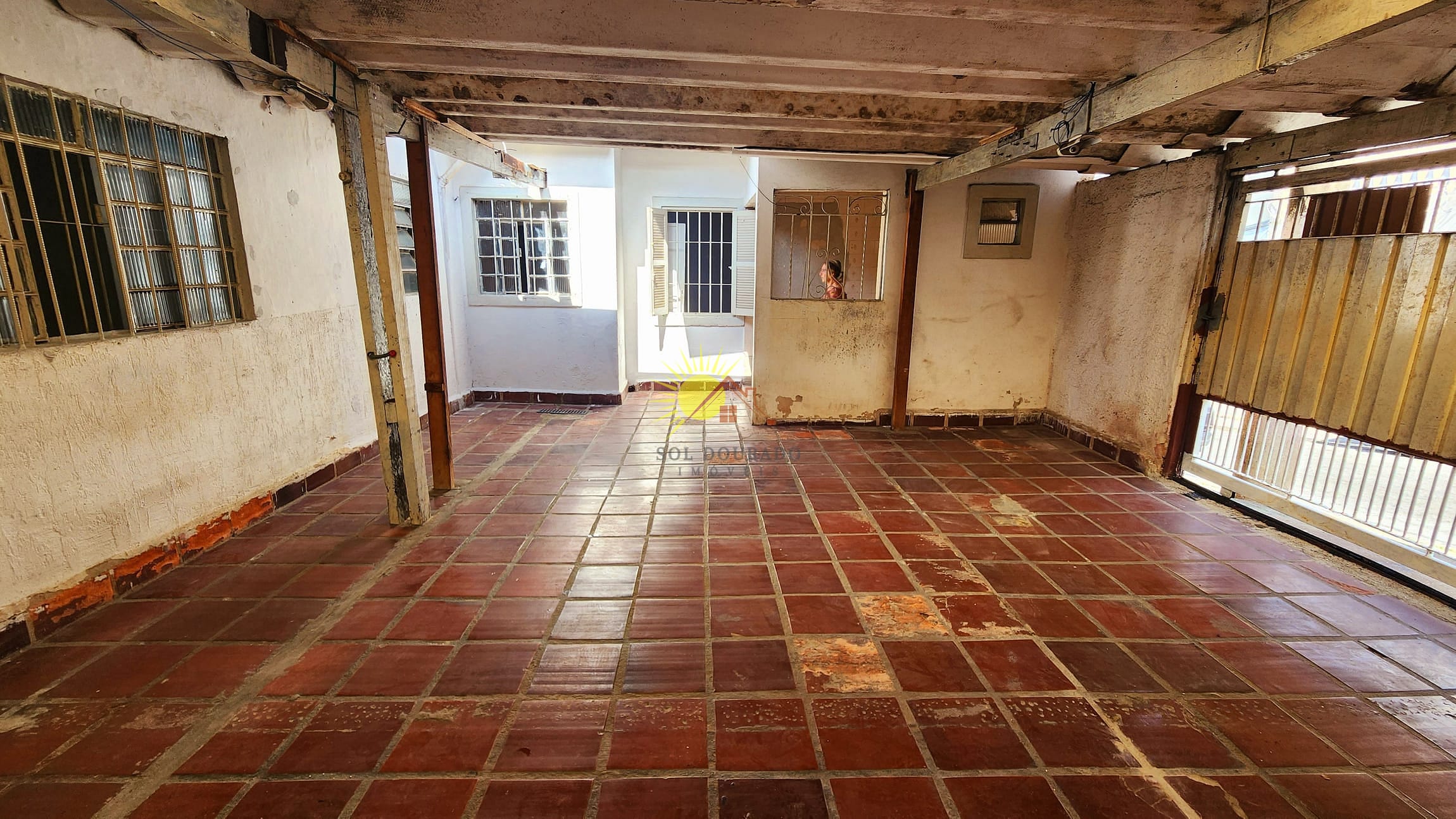 Casa à venda com 3 quartos, 90m² - Foto 13