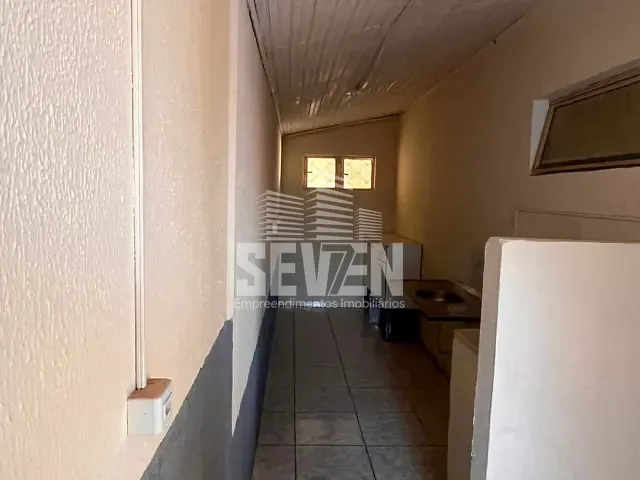 Casa com 200m² 2 quartos e 1 banheiro, à venda ou para alugar, no bairro Núcleo Habitacional Mary Dota em Bauru