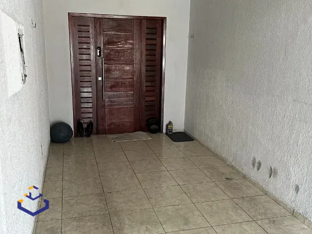 Casa com 138m² 3 quartos e 2 banheiros, à venda, no bairro Cidade dos Funcionários em Fortaleza