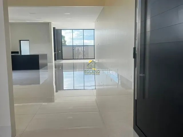 Casa com 565m² 4 quartos e 5 banheiros, à venda, no bairro Loteamento Portal do Sol I em Goiânia