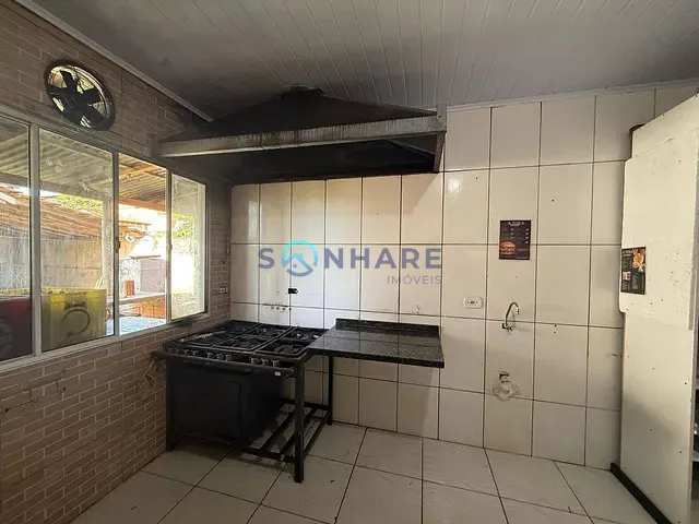 Casa para alugar, no bairro Centro em Tomazina