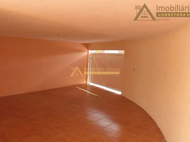 Casa com 150m² 3 quartos e 2 banheiros, à venda, no bairro Vila Garcia em Jundiaí