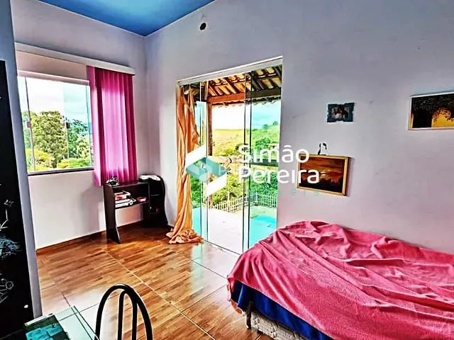 Casa 4 quartos e 3 banheiros, à venda, no bairro Centro em Matias Barbosa