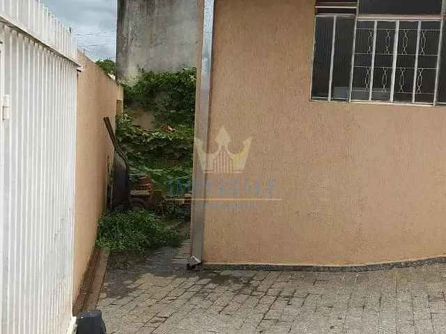 Casa 3 quartos e 4 banheiros, à venda, no bairro Uvaranas em Ponta Grossa