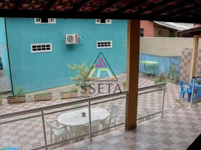 Casa com 360m² 4 quartos e 3 banheiros, à venda, no bairro Iconha em Guapimirim