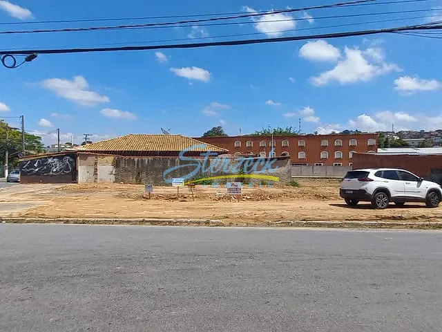 Casa com 1115m², à venda, no bairro Capela em Vinhedo