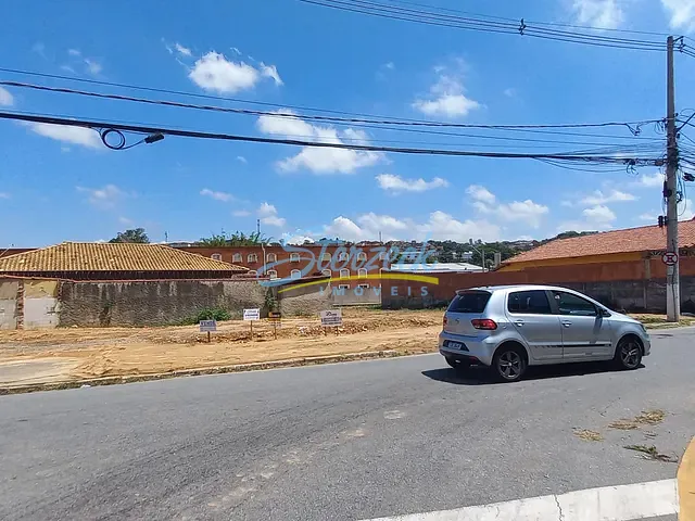 Casa com 1115m², à venda, no bairro Capela em Vinhedo