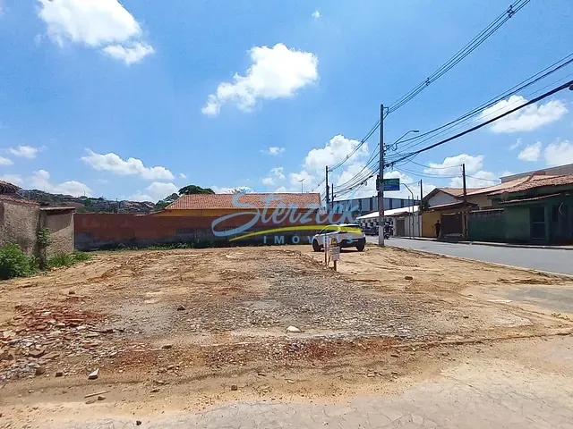 Casa com 1115m², à venda, no bairro Capela em Vinhedo