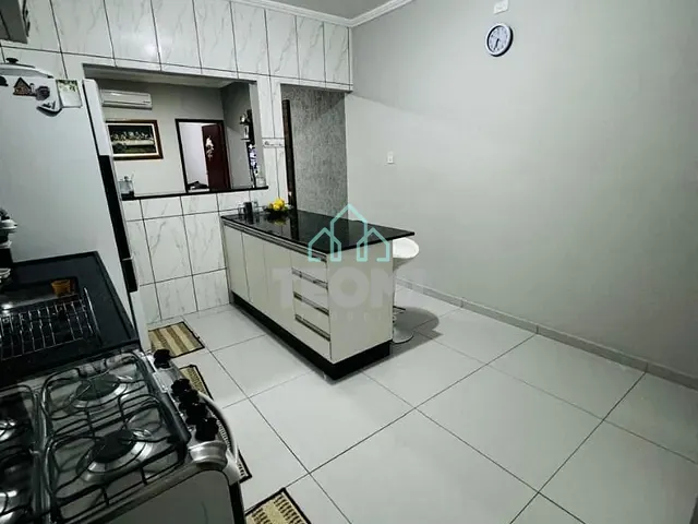Casa com 125m² 2 quartos e 2 banheiros, à venda, no bairro Barreiro em Taubaté