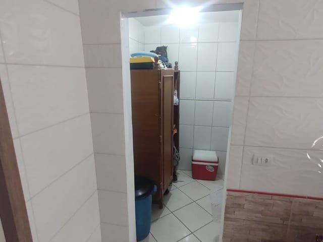 Casa 4 quartos e 3 banheiros, à venda, no bairro Parque Atheneu em Goiânia