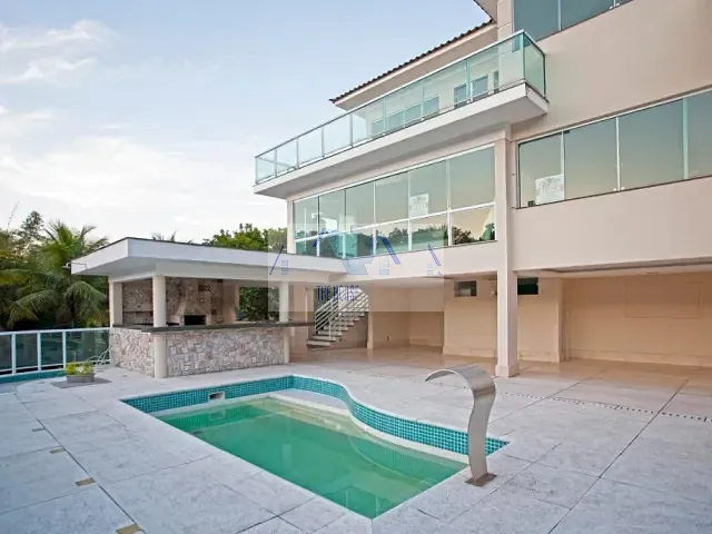 Casa com 1000m² 5 quartos e 7 banheiros, à venda, no bairro Vila Progresso em Niterói