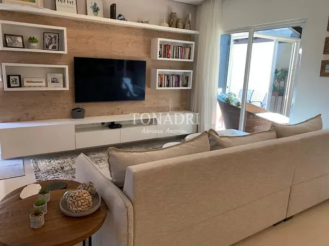 Casa 3 quartos e 3 banheiros, à venda, no bairro Barra em Balneário Camboriú