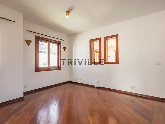 Casa 3 quartos e 4 banheiros, à venda, no bairro Alphaville Centro Industrial e Empresarial/Alphaville. em Barueri