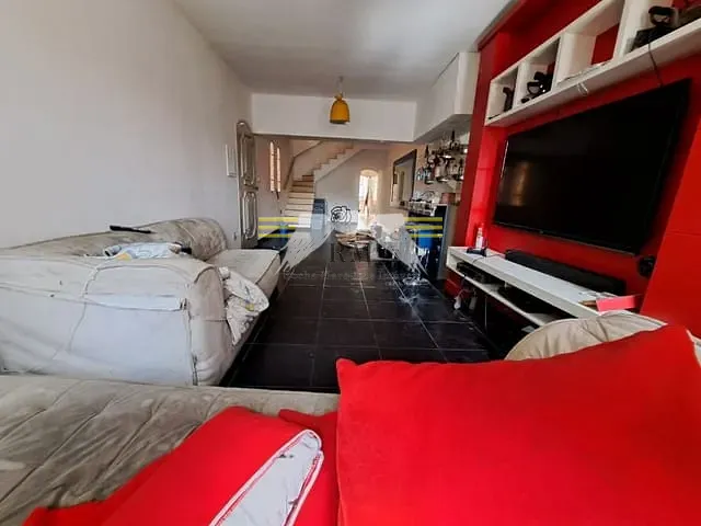 Sobrado com 150m² 3 quartos e 2 banheiros, à venda, no bairro Vila Regina em São Paulo