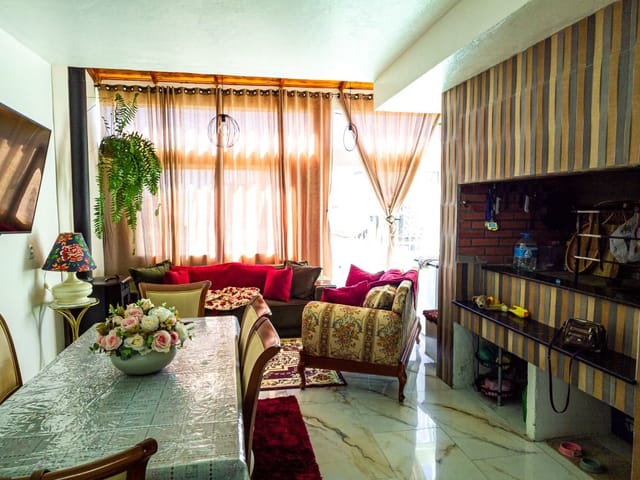 Casa com 150m² 3 quartos e 3 banheiros, à venda, no bairro Centro em Pelotas
