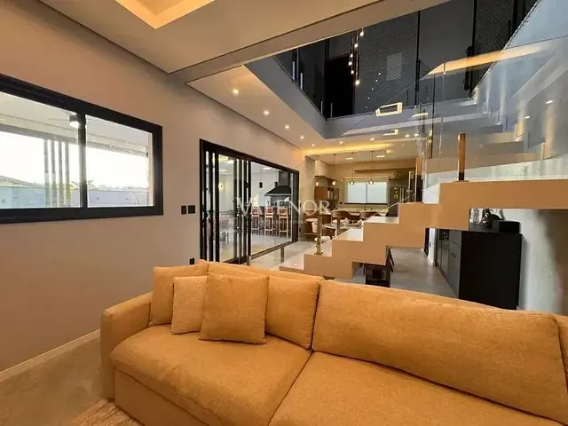 Casa com 310m² 4 quartos e 4 banheiros, à venda, no bairro Santa Cruz em Valinhos