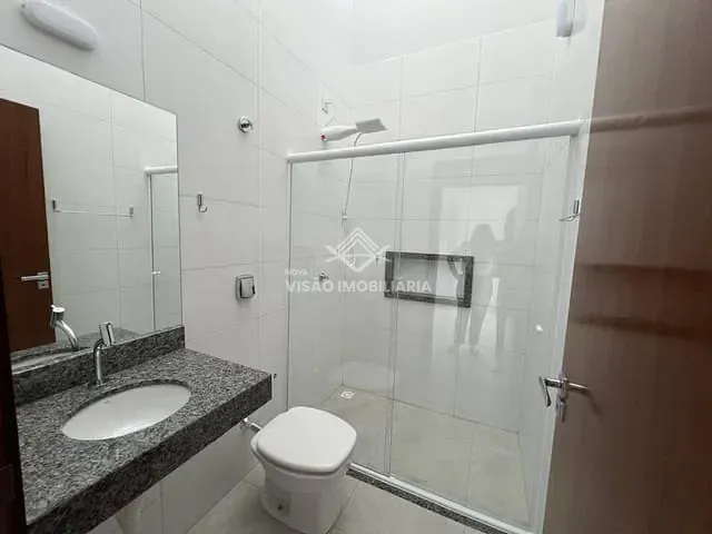 Casa 2 quartos e 2 banheiros, à venda, no bairro Residencial Florença em Sinop