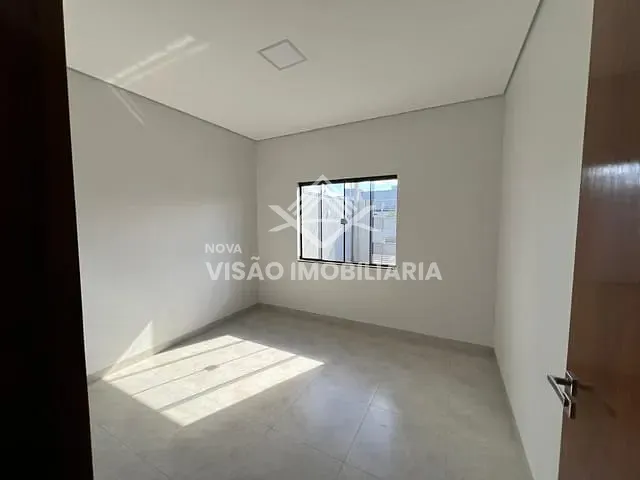 Casa 2 quartos e 2 banheiros, à venda, no bairro Residencial Florença em Sinop