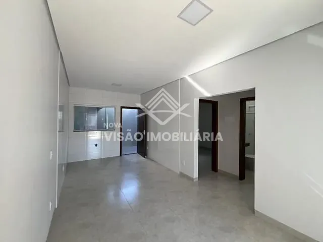 Casa 2 quartos e 2 banheiros, à venda, no bairro Residencial Florença em Sinop