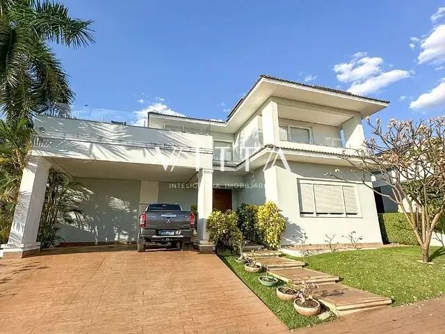 Casa com 630m² 4 quartos e 6 banheiros, à venda, no bairro Plano Diretor Sul em Palmas