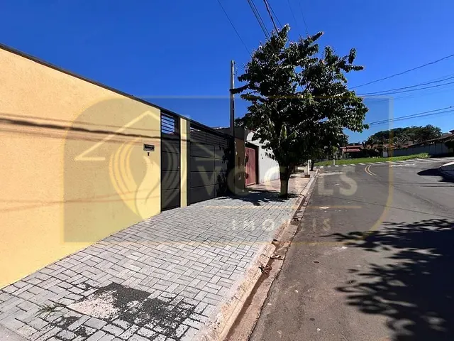 Casa 3 quartos e 2 banheiros, à venda, no bairro Moinho Residencial em Holambra