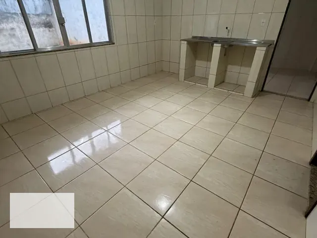 Casa 3 quartos e 1 banheiro, para alugar, no bairro São Miguel em Santos Dumont