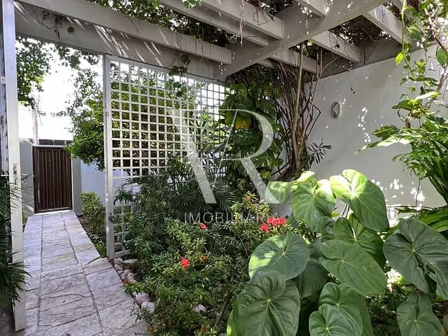 Casa 4 quartos e 1 banheiro, à venda, no bairro Estados em João Pessoa