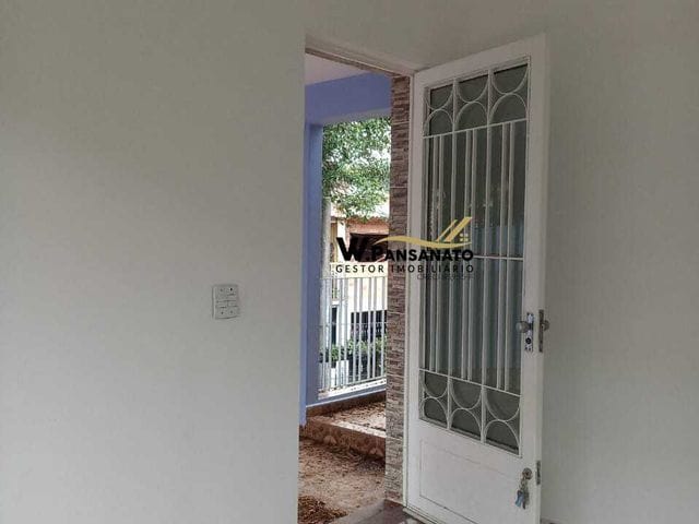 Casa com 326m² 2 quartos e 2 banheiros, à venda, no bairro Vila Maranduba em Guarulhos