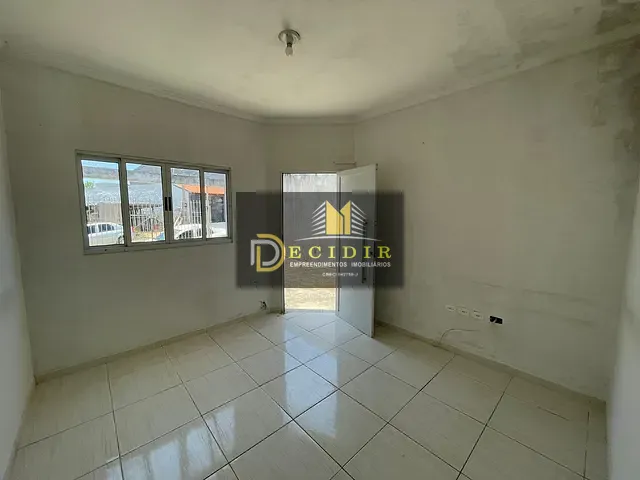 Casa com 162m² 2 quartos e 2 banheiros, à venda, no bairro Loteamento Santa Edwiges em Salto
