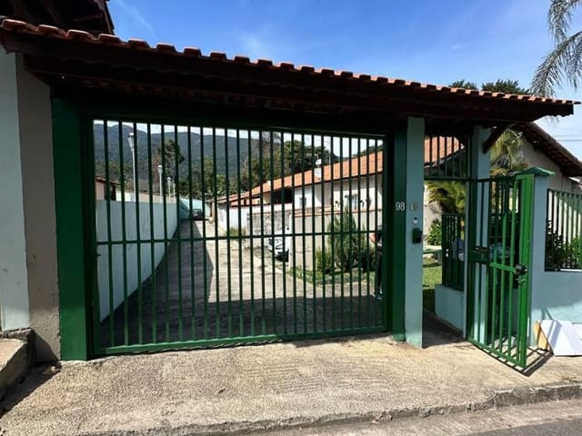 Casa com 125m² 2 quartos e 1 banheiro, à venda, no bairro Mantiqueira em Extrema