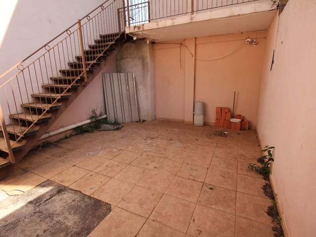 Casa com 200m² 4 quartos e 2 banheiros, à venda, no bairro Jardim do Trevo em São João da Boa Vista