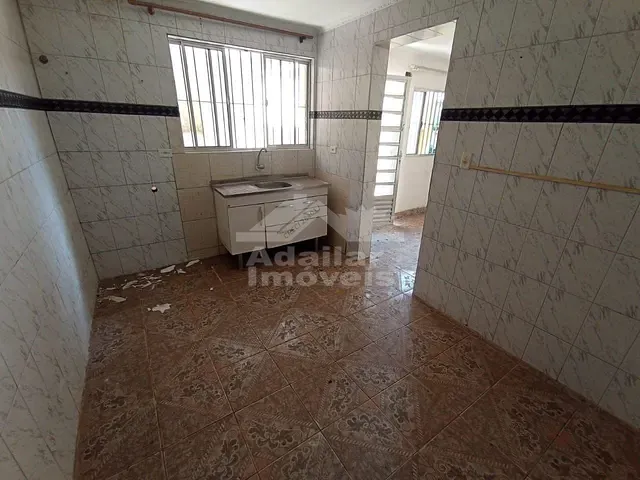 Casa com 40m² 1 quarto e 1 banheiro, para alugar, no bairro Casa Grande em Diadema