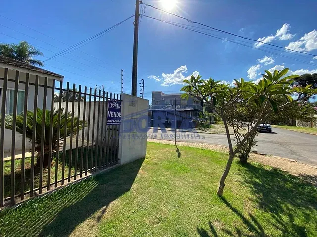 Casa 2 quartos e 1 banheiro, à venda, no bairro parque presidente em Foz do Iguaçu