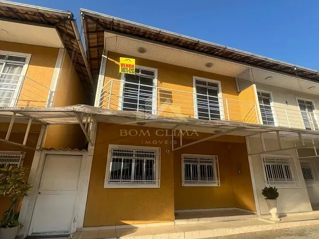 Casa 2 quartos e 2 banheiros, à venda, no bairro Bandeirantes em Juiz de Fora