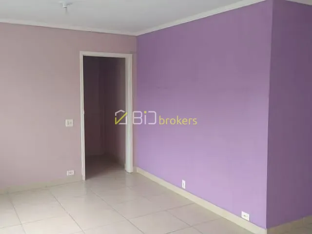 Casa para alugar, no bairro Parque Continental em São Paulo