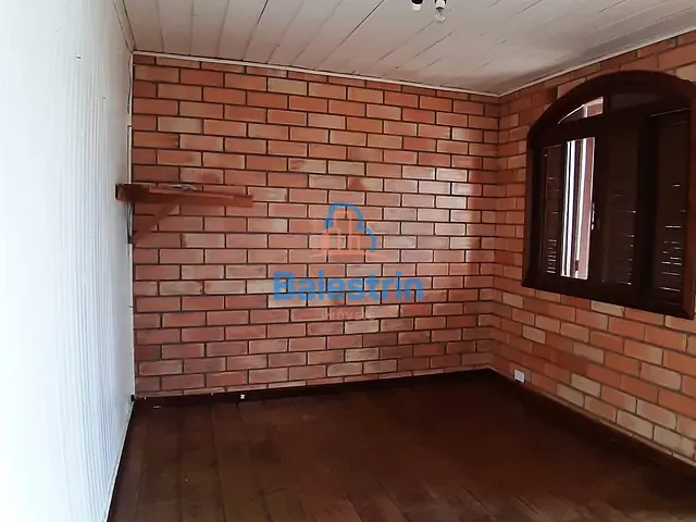 Casa 3 quartos e 2 banheiros, à venda, no bairro Das Nações em Fraiburgo