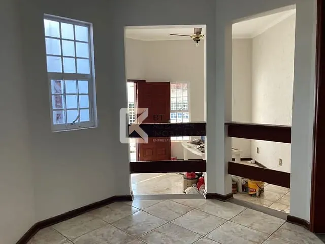 Casa com 150m² 3 quartos e 2 banheiros, à venda, no bairro Vila Maria Helena em Indaiatuba