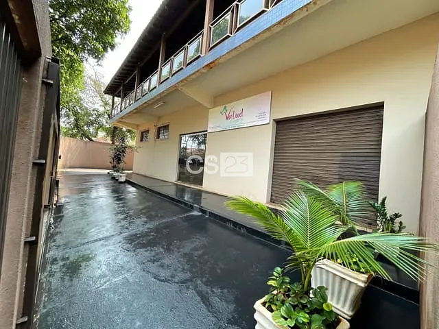 Casa à venda, no bairro Chácaras Pietraróia em Londrina