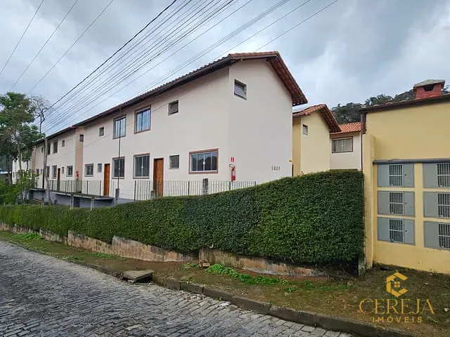 Casa com 80m² 2 quartos e 2 banheiros, à venda, no bairro São Geraldo em Nova Friburgo