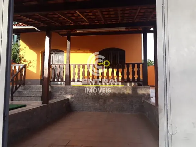 Casa 2 quartos e 1 banheiro, à venda, no bairro Centro em Itaboraí