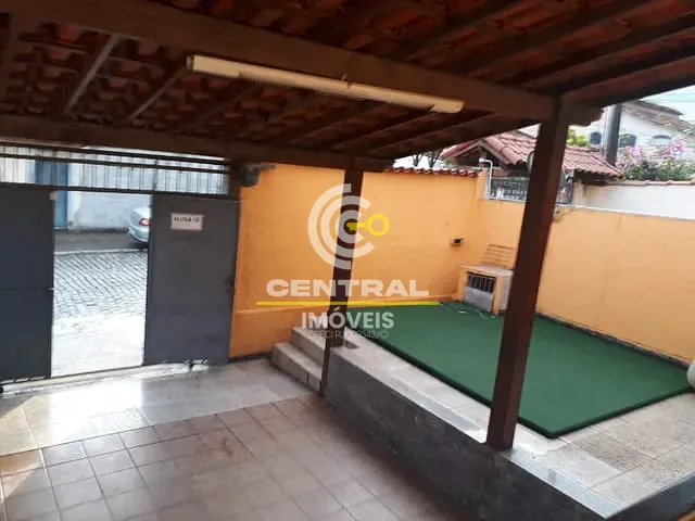 Casa 2 quartos e 1 banheiro, à venda, no bairro Centro em Itaboraí