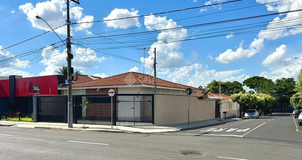 Casa, 3 quartos, 184 m² - Foto 2