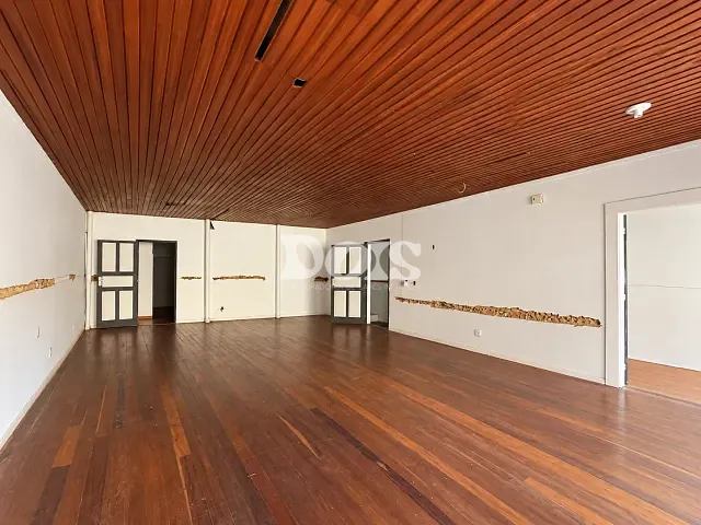 Casa para alugar, no bairro Centro em Vitória