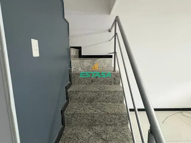 Casa com 135m² 3 quartos e 4 banheiros, à venda ou para alugar, no bairro Jacarepaguá em Rio de Janeiro