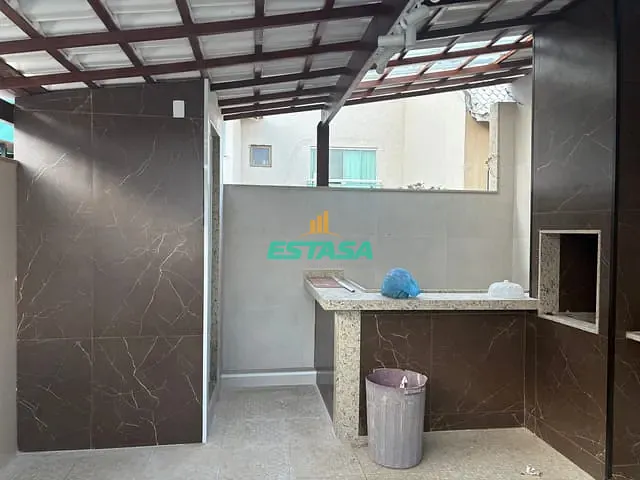 Casa com 135m² 3 quartos e 4 banheiros, à venda ou para alugar, no bairro Jacarepaguá em Rio de Janeiro