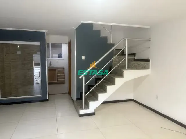 Casa com 135m² 3 quartos e 4 banheiros, à venda ou para alugar, no bairro Jacarepaguá em Rio de Janeiro