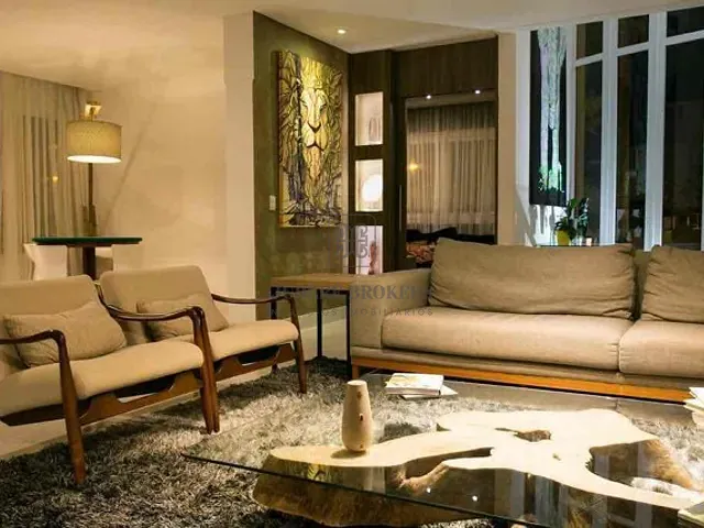 Casa com 613m² 4 quartos e 5 banheiros, à venda, no bairro Jurerê em Florianópolis