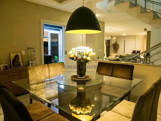 Casa com 613m² 4 quartos e 5 banheiros, à venda, no bairro Jurerê em Florianópolis